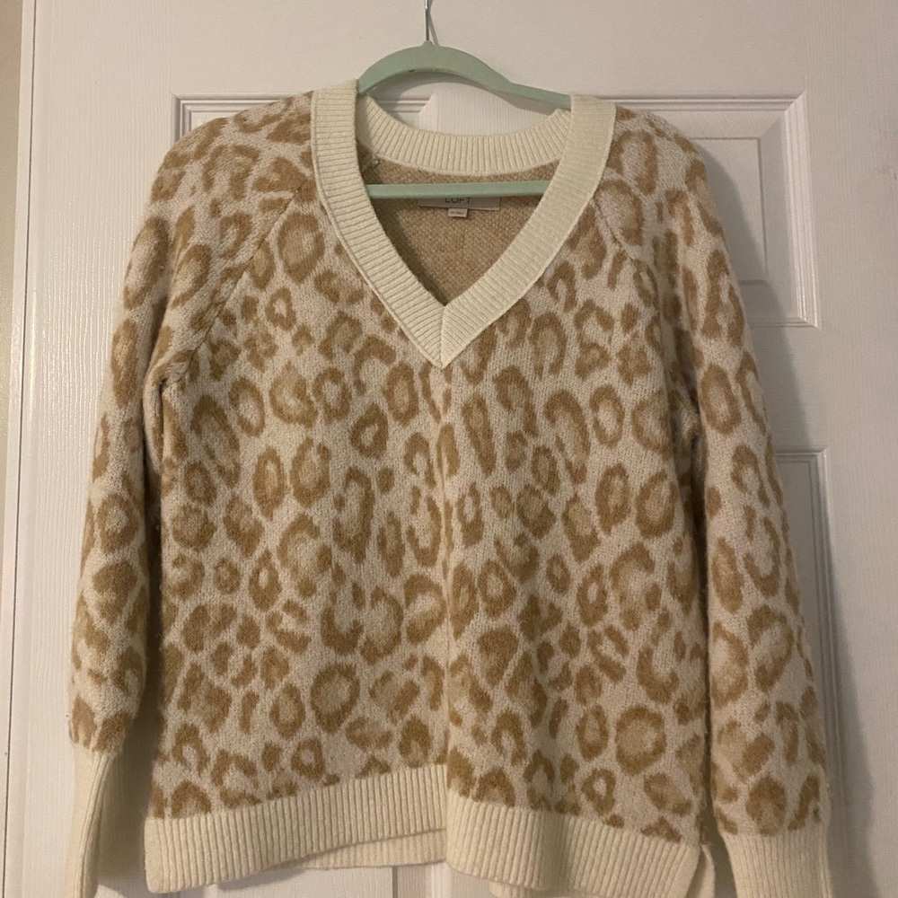 LOFT Leopard Print V-Neck Sweater - Cream and Brown